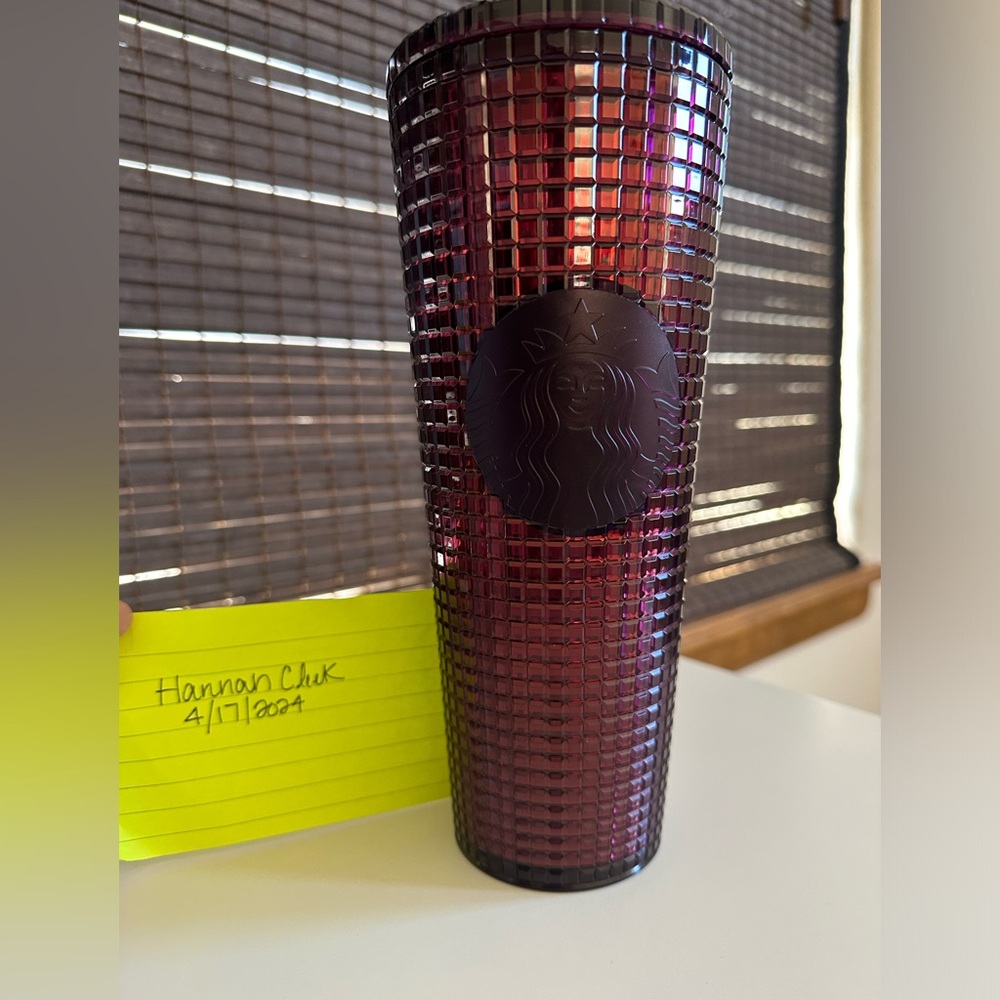 BNWT Starbucks Limited Release Berry Square Disco Tumbler